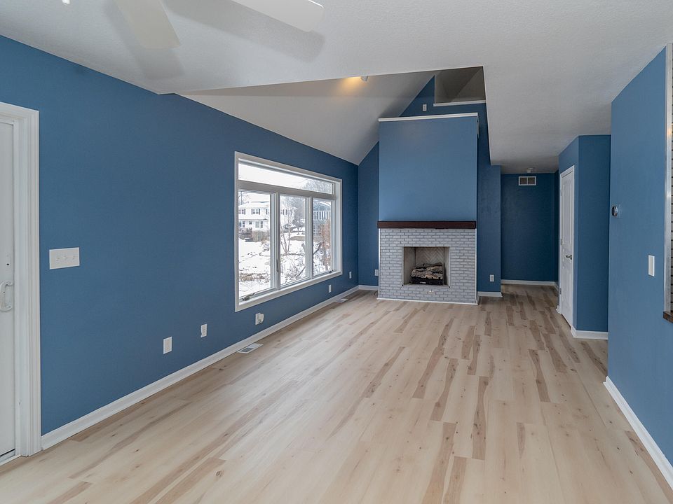 77 S Lake Doster Dr, Plainwell, MI 49080 Zillow