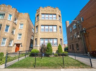 7847 S Ridgeland Ave, Chicago, IL 60649