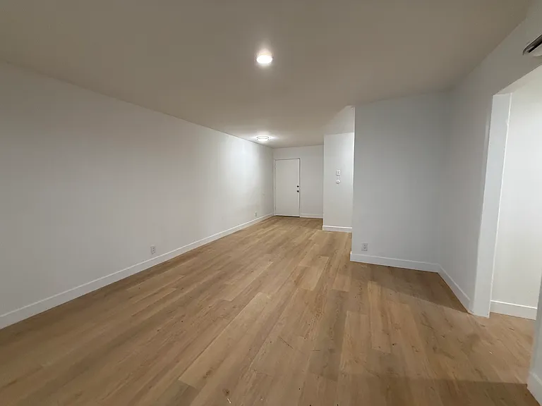 7030 Etiwanda Ave #1 — Photo 11