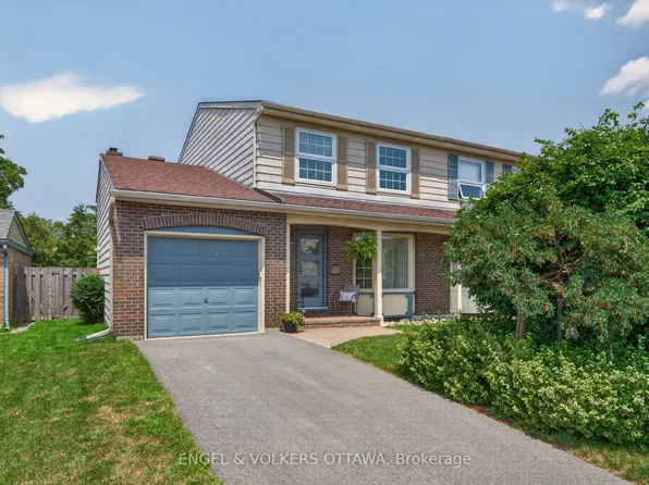 26 Winlock Cres, Ottawa, ON K2G 3X4