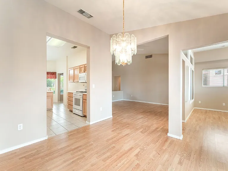 9356 Villa Ridge Dr — Photo 15