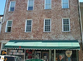 14 W State St APT 4, Savannah, GA 31401