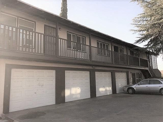 2nd image of 1916 E Hunter Ave