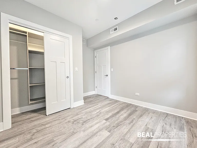 1133-1139 Oak Ave — Photo 33