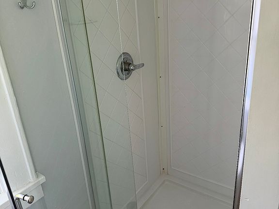 5th image of 307 N Ocean Breeze APT 3