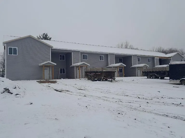 6944 Blonien Ave — Photo 1