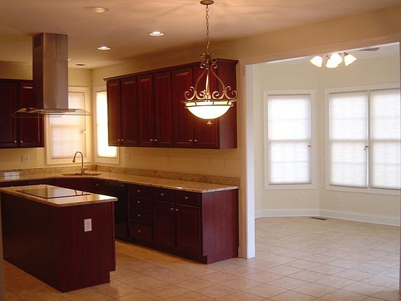 Kitchen-Sunroom