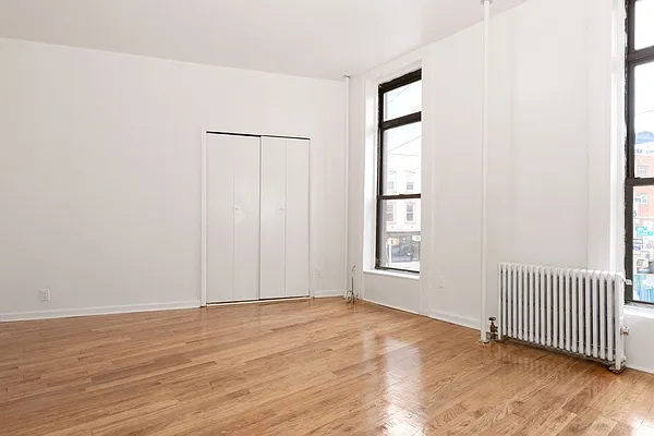 Rented by Century 21 American Homes | media 3