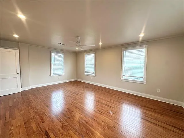 916 N Broad St — Photo 8