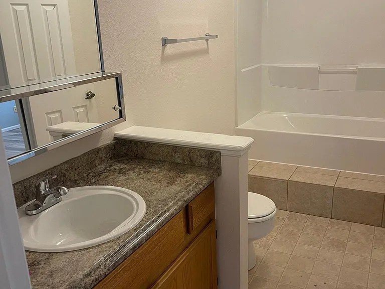 2828 Silverplume Dr #C2 — Photo 15