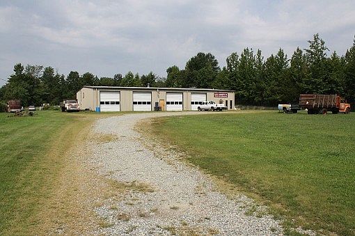 2nd image of 195 Piney Grove Church Rd