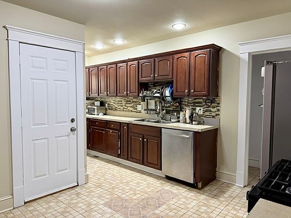 4th image of 33-35 Ruskin St