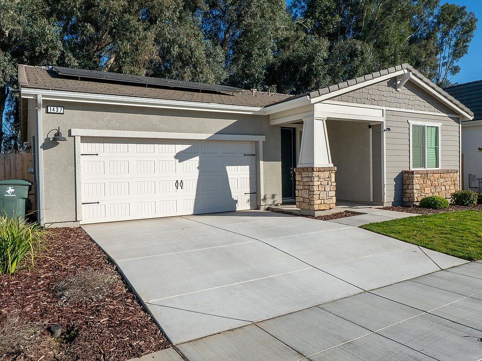 1st image of 1437 Las Rosas Ave