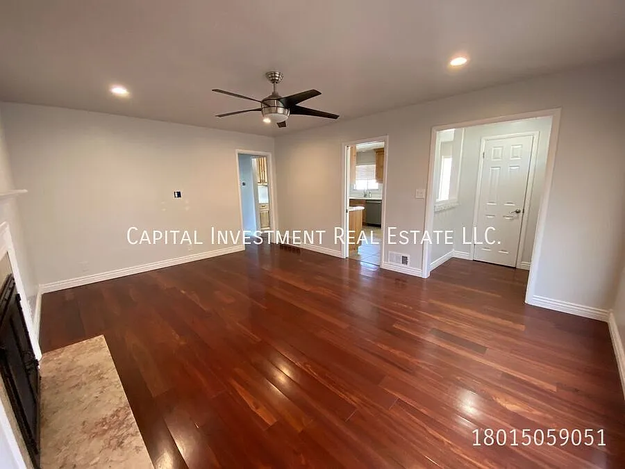 **Half Off August Rent Beautiful Home In Sugar House! Available Now! — Photo 2