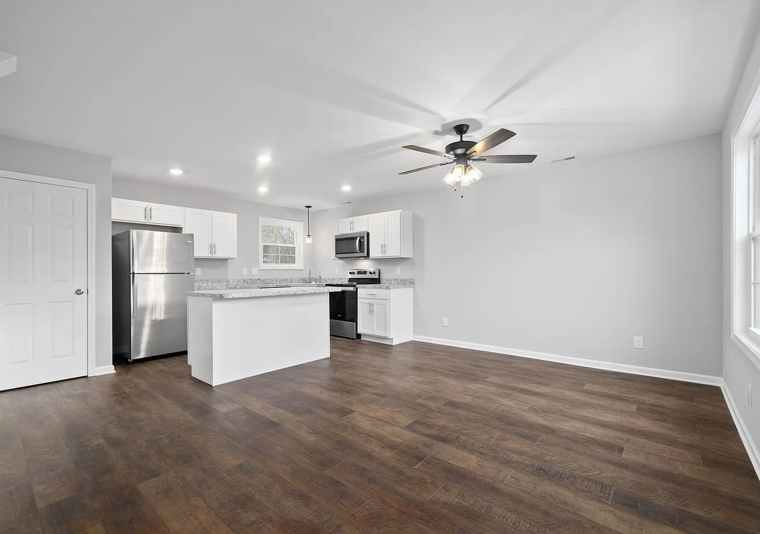 Lillie Belle Ln - 381 — Photo 1