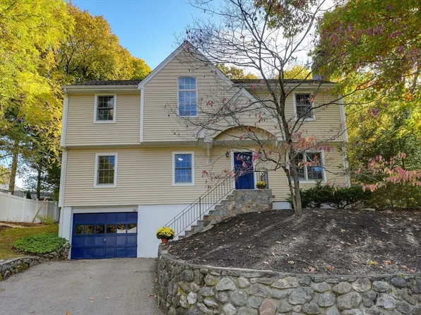14 Henry St, Winchester, MA 01890
