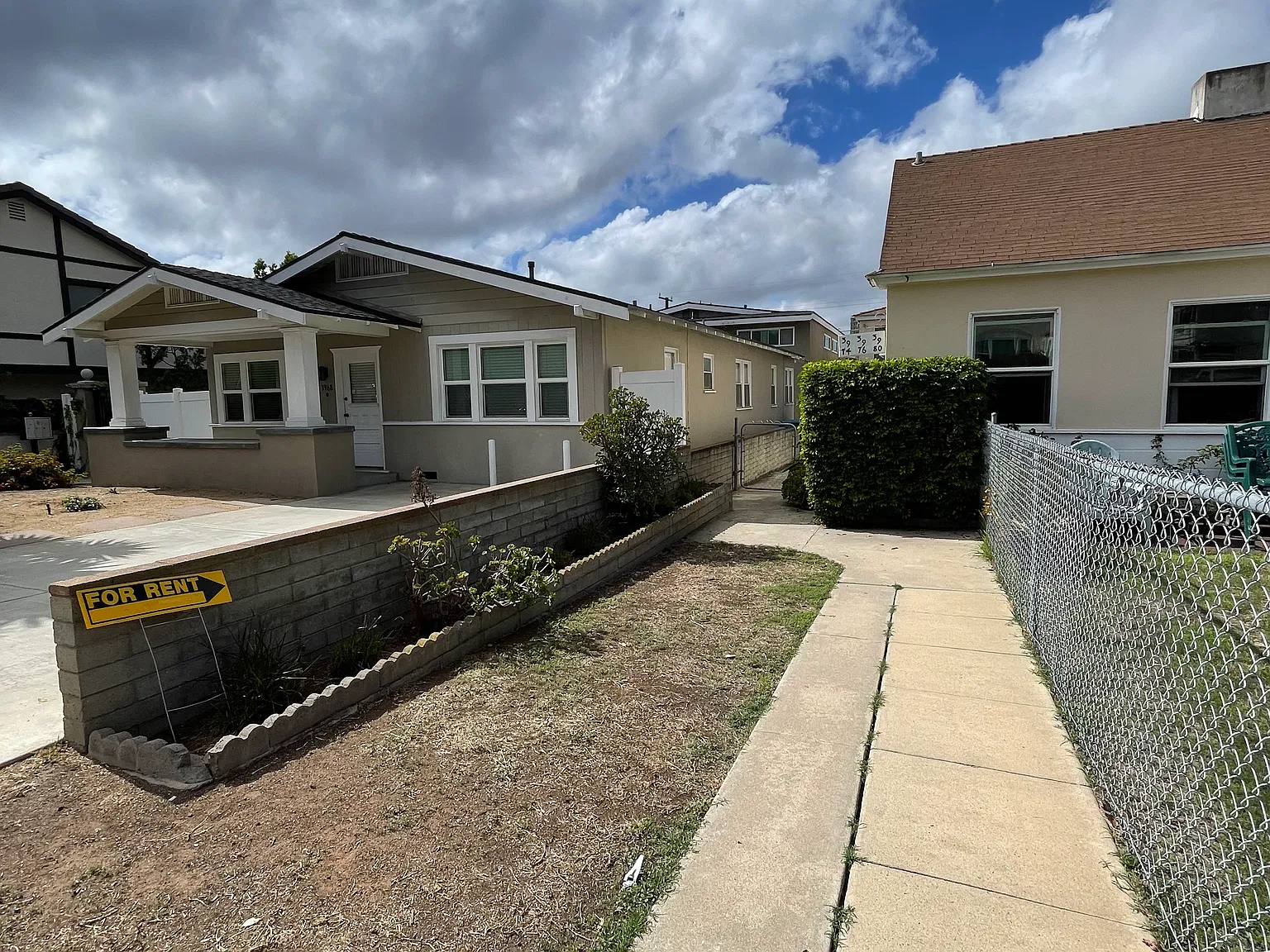 2 bed, 1.5 bath, $2,500 — Photo 2