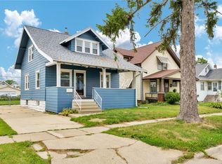 1922 J St SW, Cedar Rapids, IA 52404