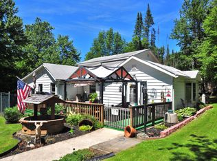 331 Lake Rd, Canadensis, PA 18325