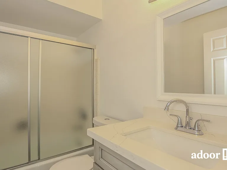 4112 W Gardenia Dr — Photo 13