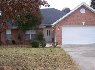 4901 Roxbury Way, Springdale, AR 72762