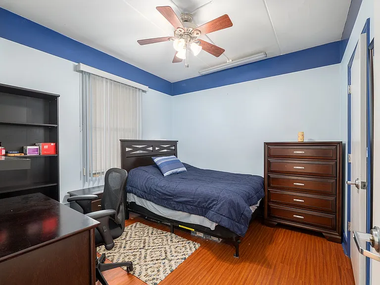 2515 SW 35th Pl #219 — Photo 12