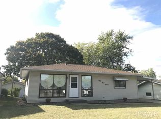 5311 N Robinhood Dr, Peoria, IL