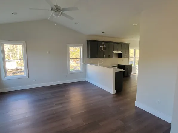 117 Paislee Park Ct, Fairview, NC 28730