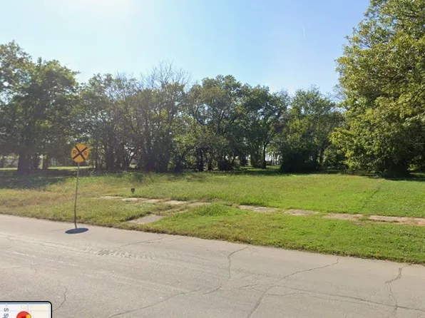 1210 Willow St, Coffeyville, KS 67337