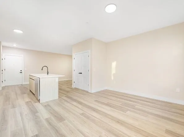 304 61st Street image 16 of 44