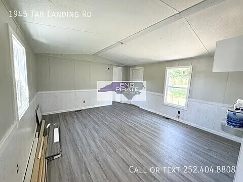 3 bed, $1,200 — Photo 4