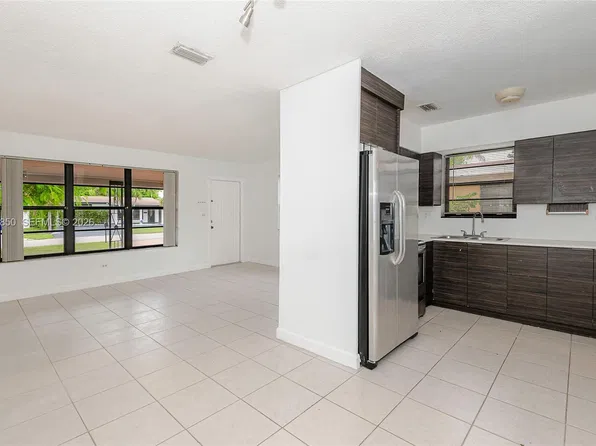 (undisclosed Address), Miramar, FL 33023