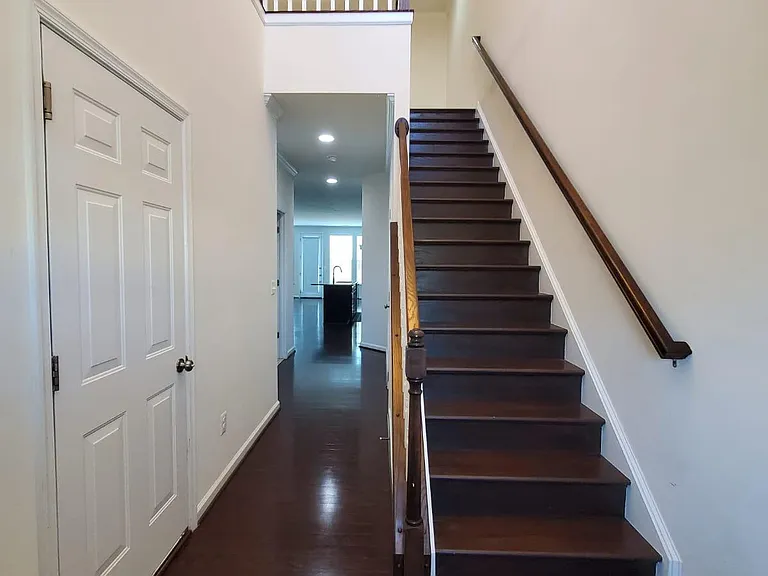 42513 Benfold Sq — Photo 4