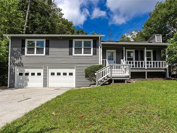3rd image of 1093 Caprice Dr