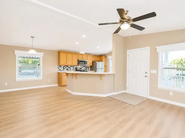 6245 Freedom Ln, Citrus Heights, CA 95621