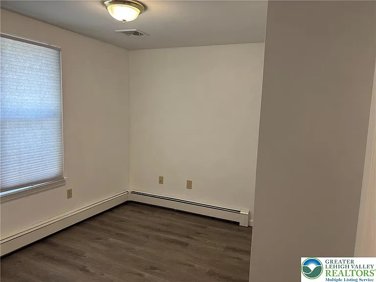 4414 Main St — Photo 23