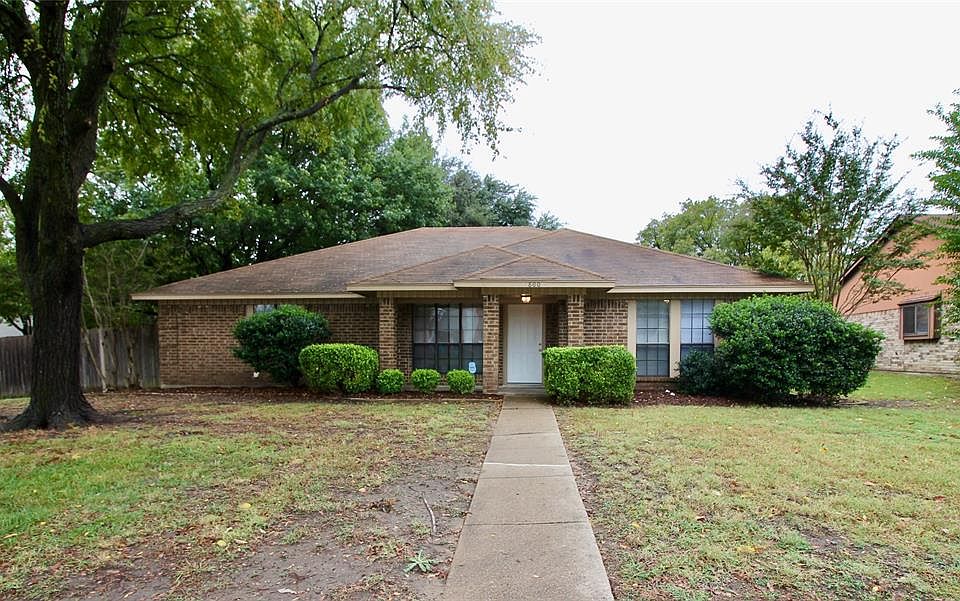 1st image of 800 Shannon Dr