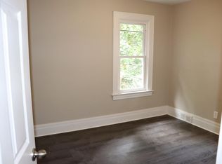 128 Roslyn St #1, Rochester, NY 14619