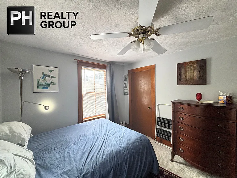 17 Clinton St #17 — Photo 12