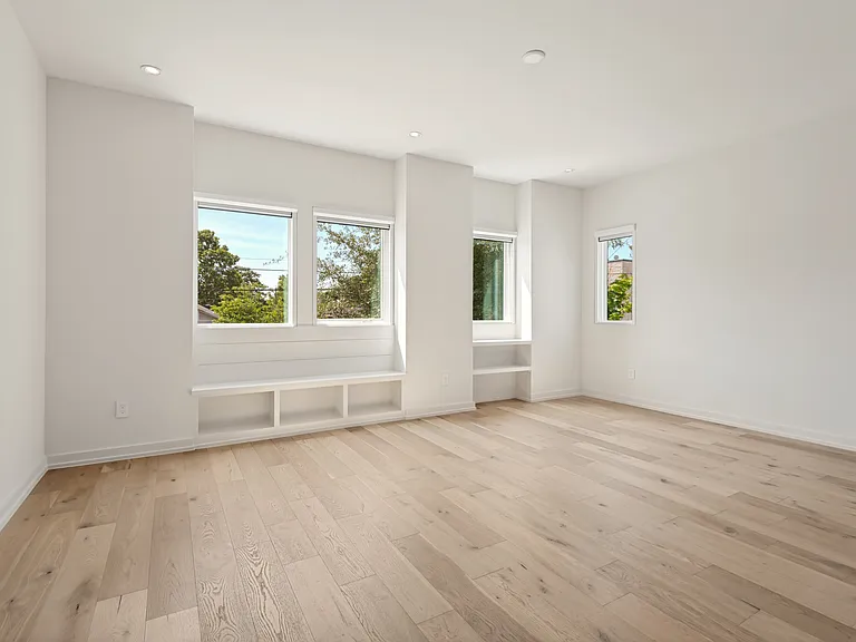 4719 Belmont Ave — Photo 14