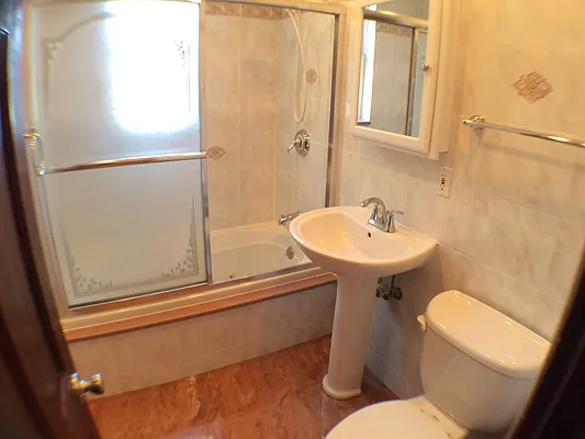 Rented by WEATHERWOOD PROPERTIES | media 40