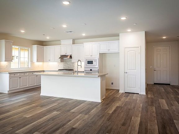 3rd image of 28572 Buttercup Way