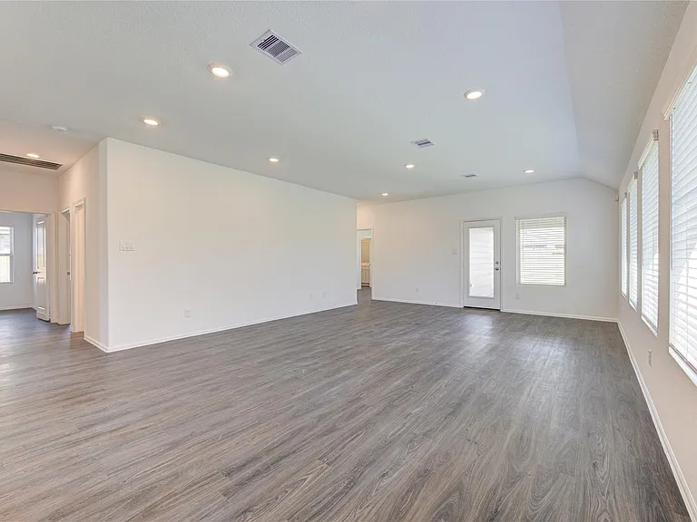 5023 Lavaridge Ln — Photo 28