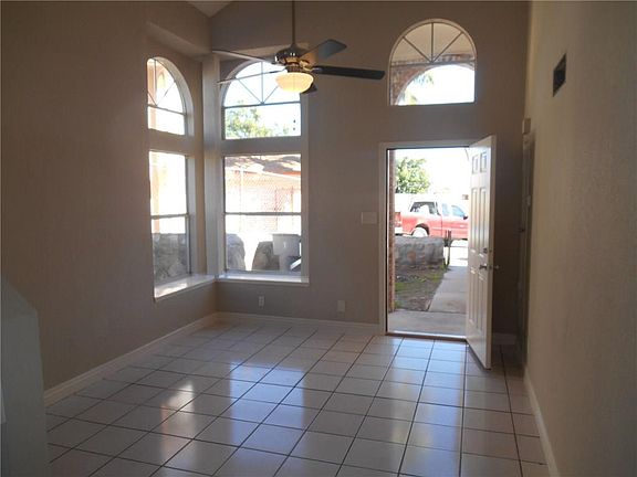 4th image of 5808 River Hollow Ct