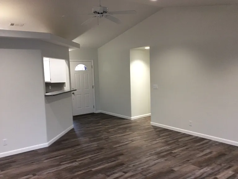 603 SW Leonard St — Photo 5