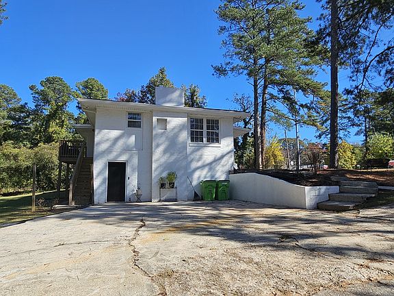 3rd image of 1090 Blair Bridge Rd