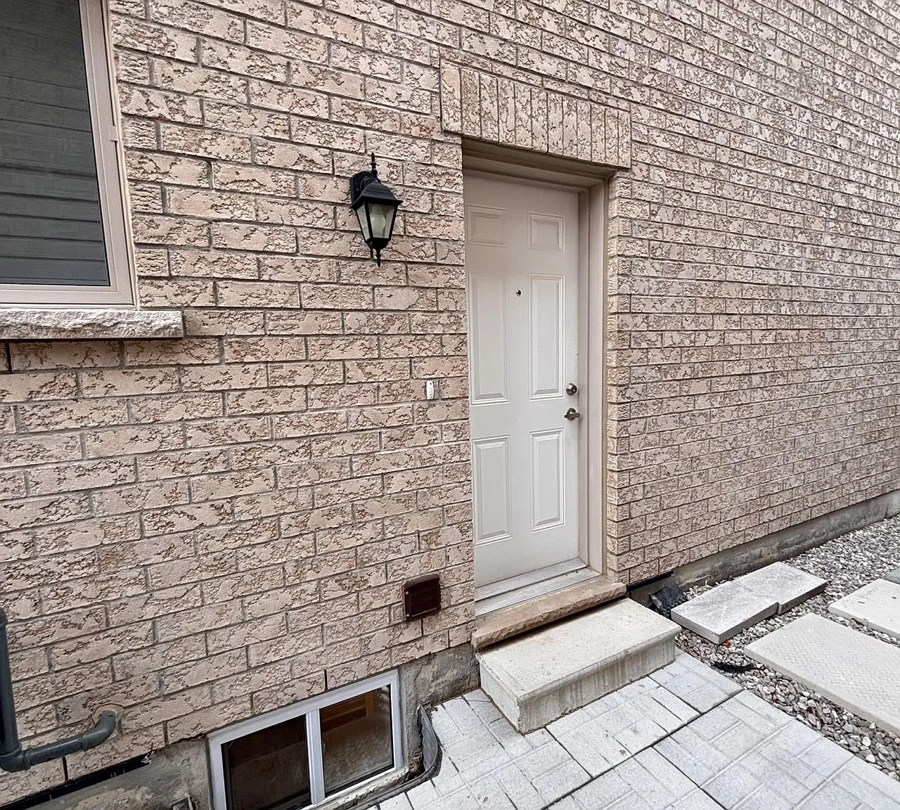 2 bed, $1,600 — Photo 3
