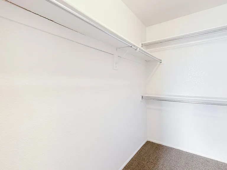 6276 Riverdale Dr — Photo 17