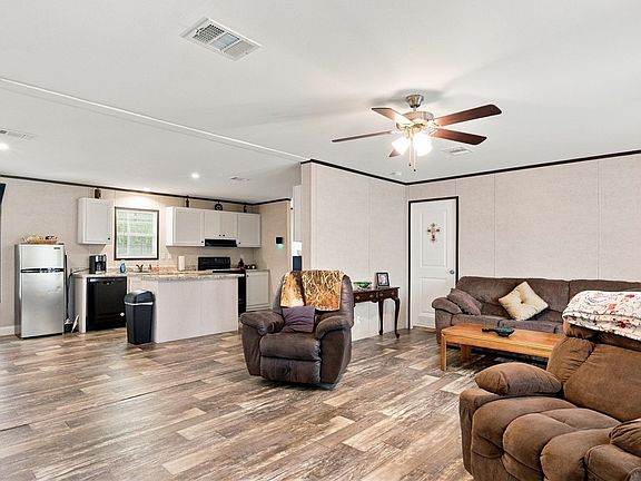 3rd image of 6988 N Palmer Way