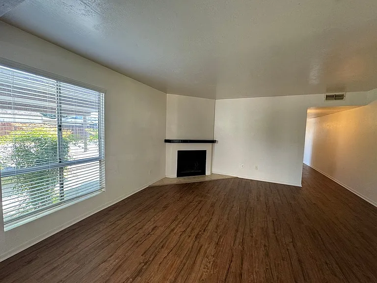 4508 Maybrook Ave — Photo 3
